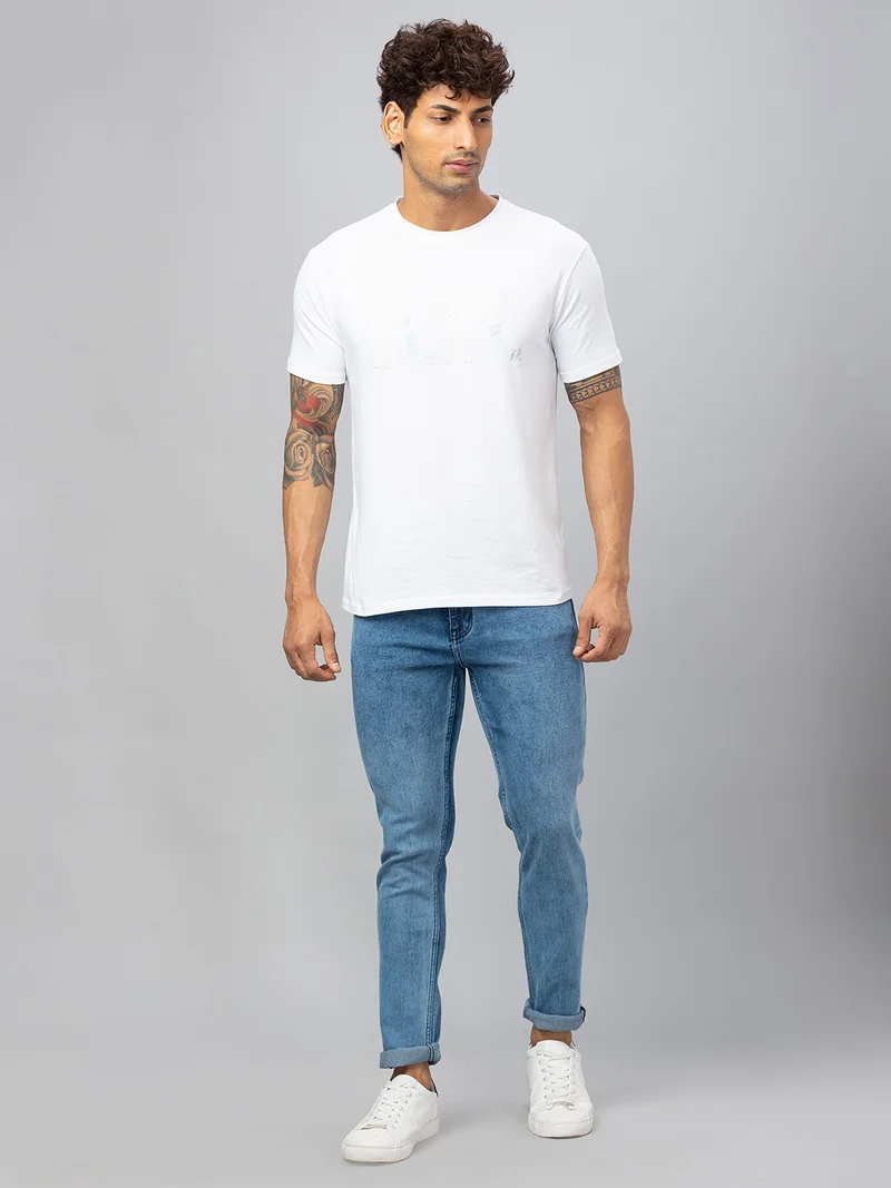 جلو باص Globus Men White Printed Cotton Round Neck Regular Fit T-Shirt